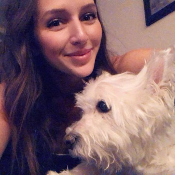 Meet your Posher, Allison - Picture 3 of 5